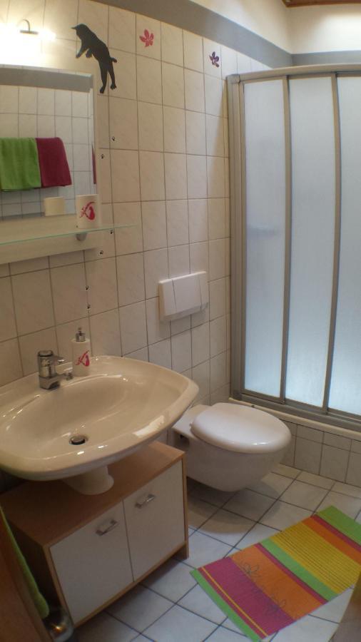 Ferienwohnung Katzenberger Beverungen Room photo